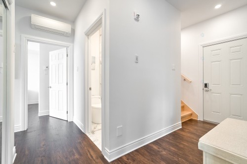 Mud Room - 8-20 Rue Larocque O., Sainte-Agathe-Des-Monts, QC - Indoor Photo Showing Other Room