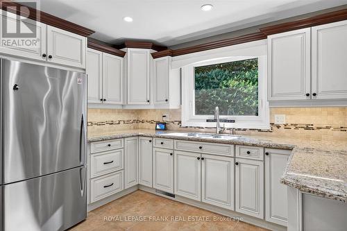 1162 Summit Drive, Peterborough (Otonabee Ward 1), ON - Indoor Photo Showing Kitchen With Double Sink