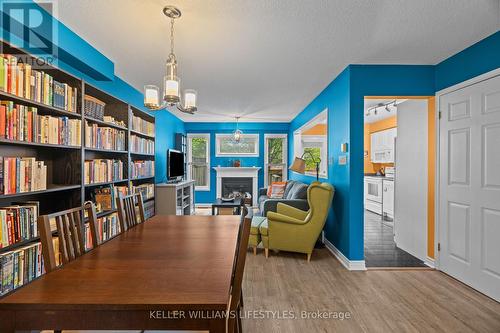 2 - 505 Proudfoot Lane, London North (North N), ON - Indoor Photo Showing Dining Room With Fireplace