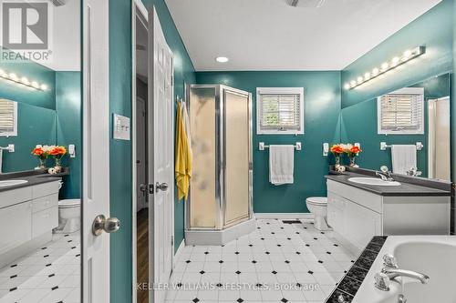 2 - 505 Proudfoot Lane, London North (North N), ON - Indoor Photo Showing Bathroom