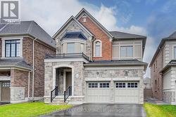 14 BOTELHO CIRCLE  Aurora, ON L4G 3X3