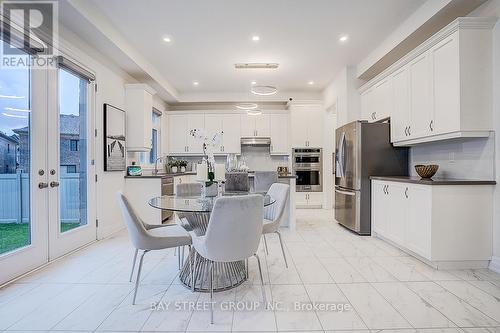 14 Botelho Circle, Aurora, ON - Indoor