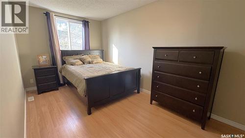 3936 Castle Road, Regina, SK - Indoor Photo Showing Bedroom