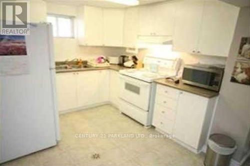 Bsmt - 37 Century Drive, Toronto, ON - Indoor Photo Showing Kitchen