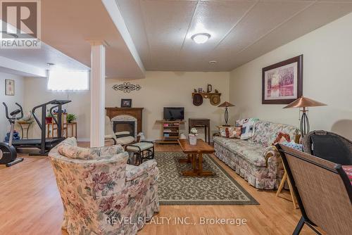 89 Laurent Boulevard, Kawartha Lakes (Lindsay), ON - Indoor With Fireplace