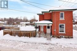 198 HAZLITT STREET  Peterborough (Ashburnham Ward 4), ON K9H 1L7