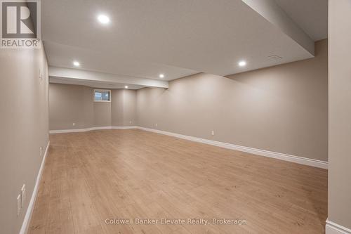 17 - 2705 Kingsway Drive, Kitchener, ON - Indoor