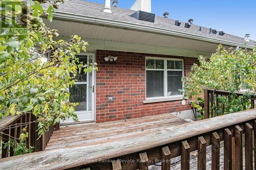 17 - 2705 Kingsway Drive, Kitchener, ON - Outdoor With Exterior