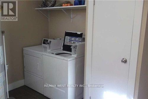 Lower - 111 Lippincott Street, Toronto, ON - Indoor Photo Showing Laundry Room