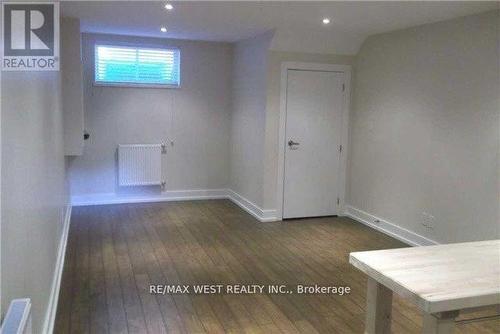 Lower - 111 Lippincott Street, Toronto, ON - Indoor Photo Showing Other Room