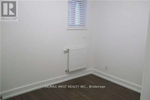 Lower - 111 Lippincott Street, Toronto, ON - Indoor Photo Showing Other Room