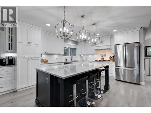 8458 Westcrest Drive, Prince George, BC - Indoor Photo Showing Kitchen With Upgraded Kitchen