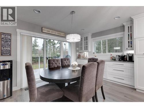 8458 Westcrest Drive, Prince George, BC - Indoor Photo Showing Dining Room