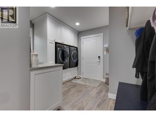 8458 Westcrest Drive, Prince George, BC - Indoor Photo Showing Laundry Room