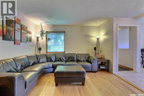 3428 Wascana Street, Regina, SK - Indoor Photo Showing Living Room