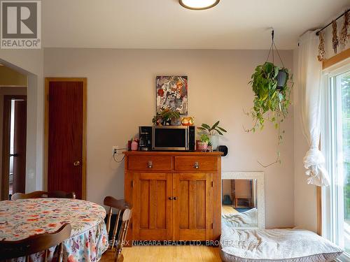 15 Michael Drive S, Port Colborne (Sugarloaf), ON - Indoor