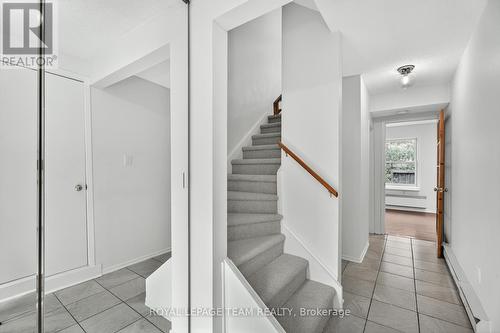 9 Moorside Private, Ottawa, ON - Indoor Photo Showing Other Room