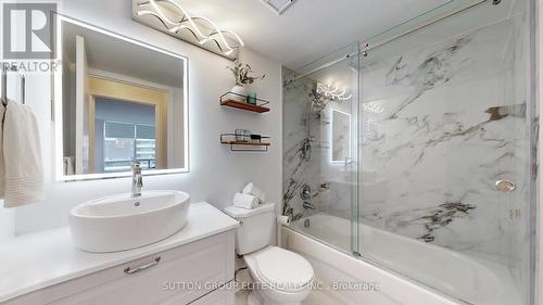 1707 - 3 Hickory Tree Road, Toronto, ON - Indoor Photo Showing Bathroom
