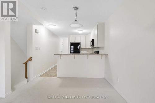 270 Espin Heights, Ottawa, ON -  Photo Showing Kitchen