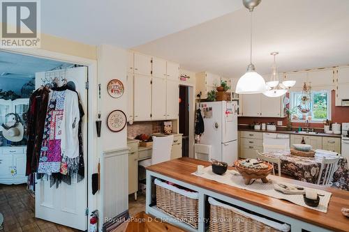 643 Elgin Street, Saugeen Shores, ON - Indoor Photo Showing Kitchen
