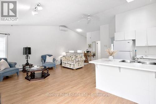 131 - 150 Victoria Street S, Blue Mountains, ON - Indoor Photo Showing Other Room