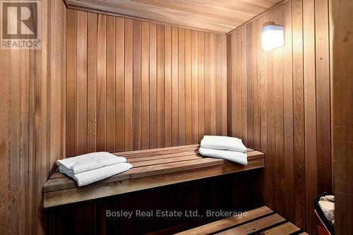 131 - 150 Victoria Street S, Blue Mountains, ON - Indoor