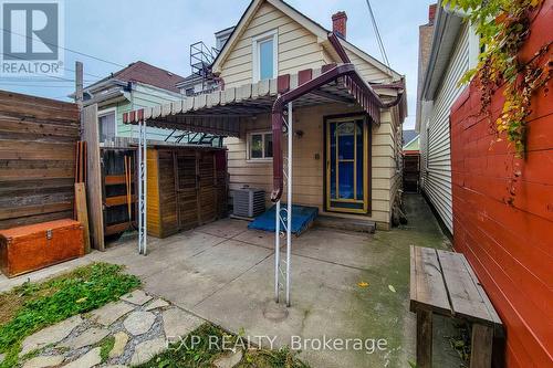 101 Sherman Avenue N, Hamilton, ON - Outdoor