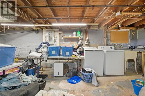 246 Cope Street, Hamilton, ON - Indoor Photo Showing Laundry Room