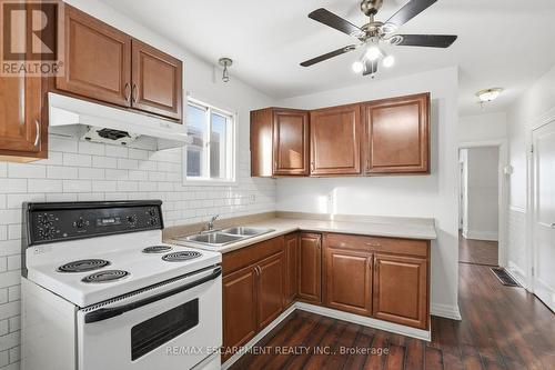 246 Cope Street, Hamilton, ON - Indoor Photo Showing Kitchen With Double Sink