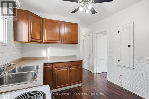 246 Cope Street, Hamilton, ON - Indoor Photo Showing Kitchen With Double Sink