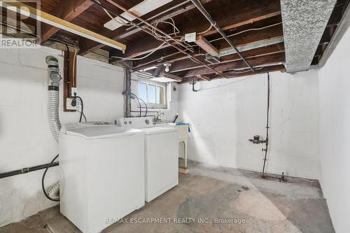 246 Cope Street, Hamilton, ON - Indoor Photo Showing Laundry Room