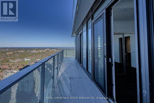 4203 - 3900 Confederation Parkway, Mississauga, ON - Outdoor With Balcony With View