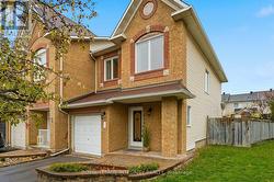 27 FLOWERTREE CRESCENT  Ottawa, ON K2M 2R8