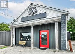 287 DEAN AVENUE  Oshawa (Central), ON L1H 3E1