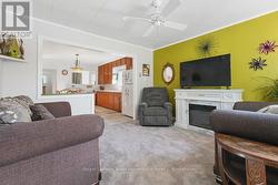 Living room with Fireplace - 