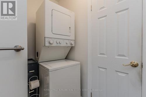 407 Murray Street, Grimsby, ON - Indoor Photo Showing Laundry Room