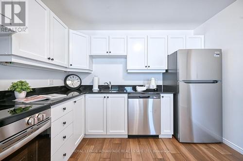 316 - 40 Pearl Street, Smiths Falls, ON - Indoor Photo Showing Kitchen