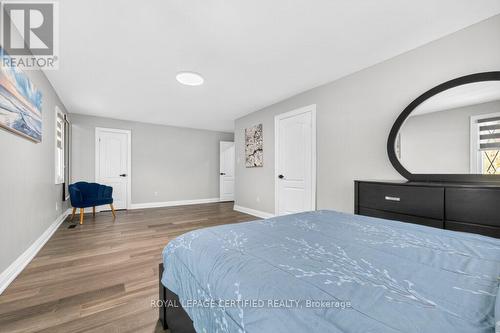 4174 Trellis Crescent, Mississauga, ON - Indoor Photo Showing Bedroom