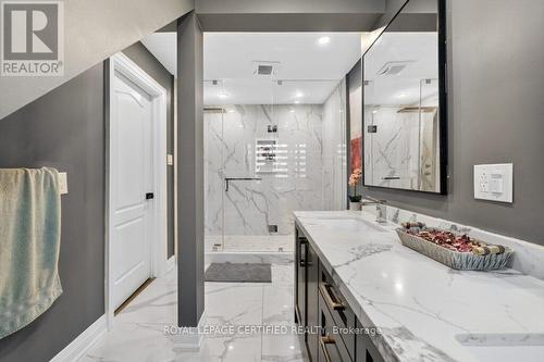 4174 Trellis Crescent, Mississauga, ON - Indoor Photo Showing Bathroom