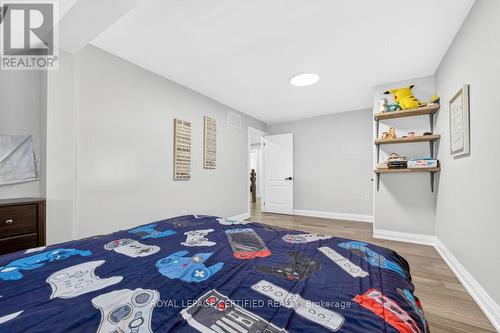 4174 Trellis Crescent, Mississauga, ON - Indoor Photo Showing Bedroom