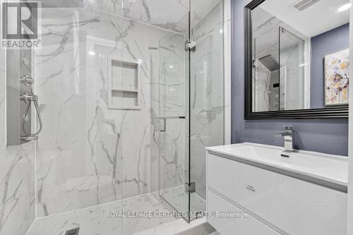 4174 Trellis Crescent, Mississauga, ON - Indoor Photo Showing Bathroom