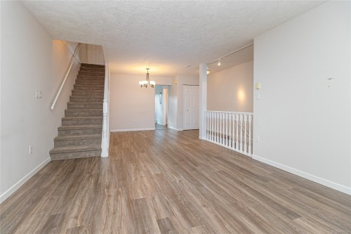13-1043 Caledonia Ave, Victoria, BC 