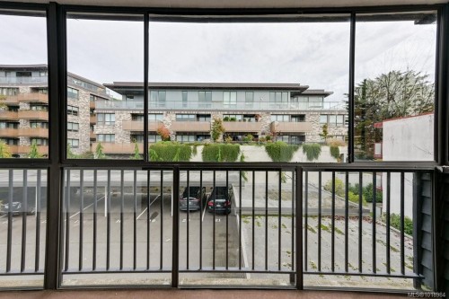 302-1039 Linden Ave, Victoria, BC - Indoor Photo Showing Other Room