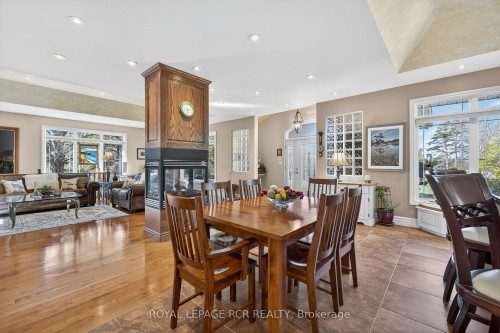 181 Queen Street S, New Tecumseth, ON - Indoor Photo Showing Dining Room