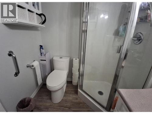 743 Okanagan Avenue Unit# 301, Chase, BC - Indoor Photo Showing Bathroom
