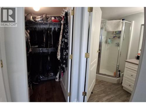 743 Okanagan Avenue Unit# 301, Chase, BC - Indoor Photo Showing Bathroom