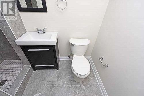 4149 Pascal Court, Mississauga, ON - Indoor Photo Showing Bathroom