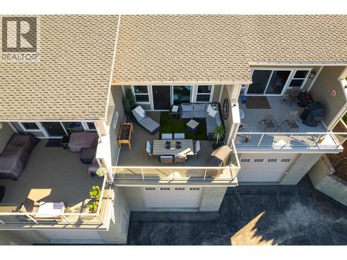 2802 Henstridge Road Unit# 2, Sorrento, BC - Outdoor With Deck Patio Veranda