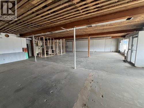 Large Area for 1 Business , but has 3 Front Entrances if you want separate Businesses. - 116 Northwest Boulevard, Creston, BC 