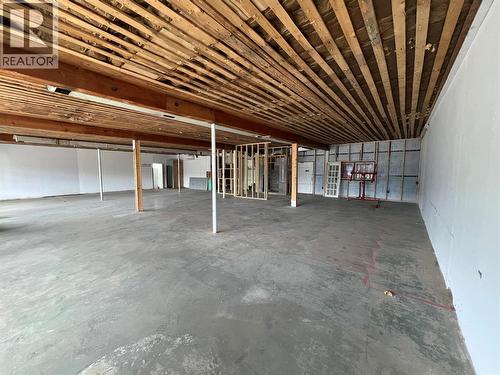 Large Area for 1 Business , but has 3 Front Entrances if you want separate Businesses. - 116 Northwest Boulevard, Creston, BC 